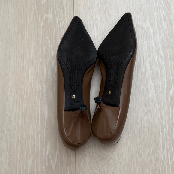 Prada Chocolate Brown Closed Pointed Toe Kitten Heels - Picture 8 of 13